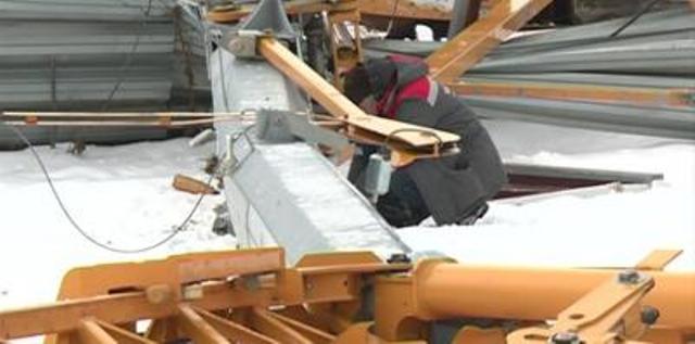 В Рязани упал строительный кран