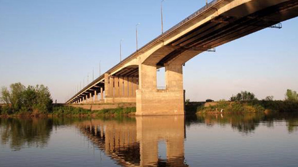 Мост через оку камера. Мост Ока Рязань. Мост через реку оку в Рязани. Солотчинский мост. Мосты через оку в Рязанской области.